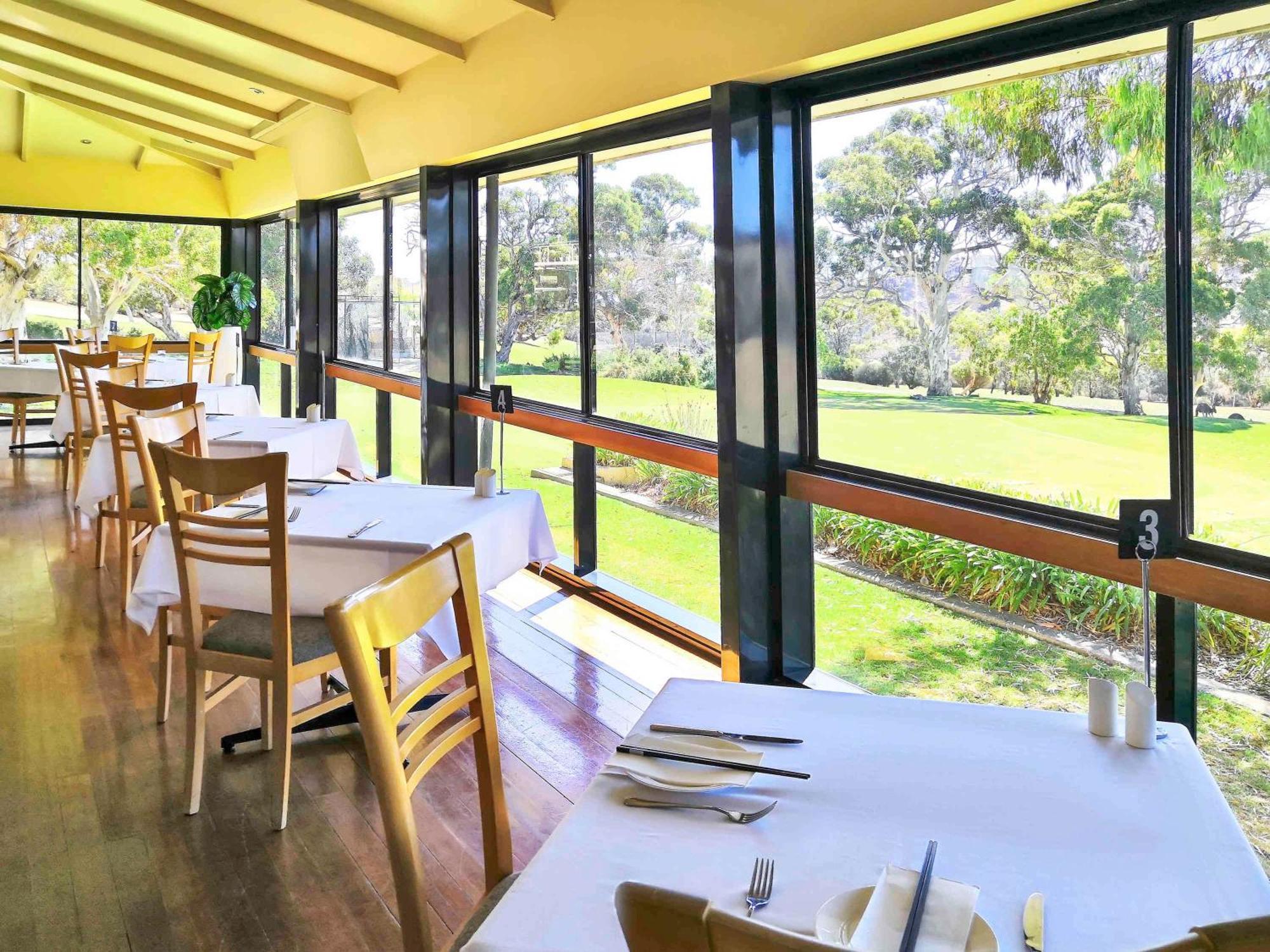 Breakfree Wirrina Cove Hotel Exterior photo